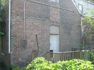 136 E 118th St, Chicago, IL 60628