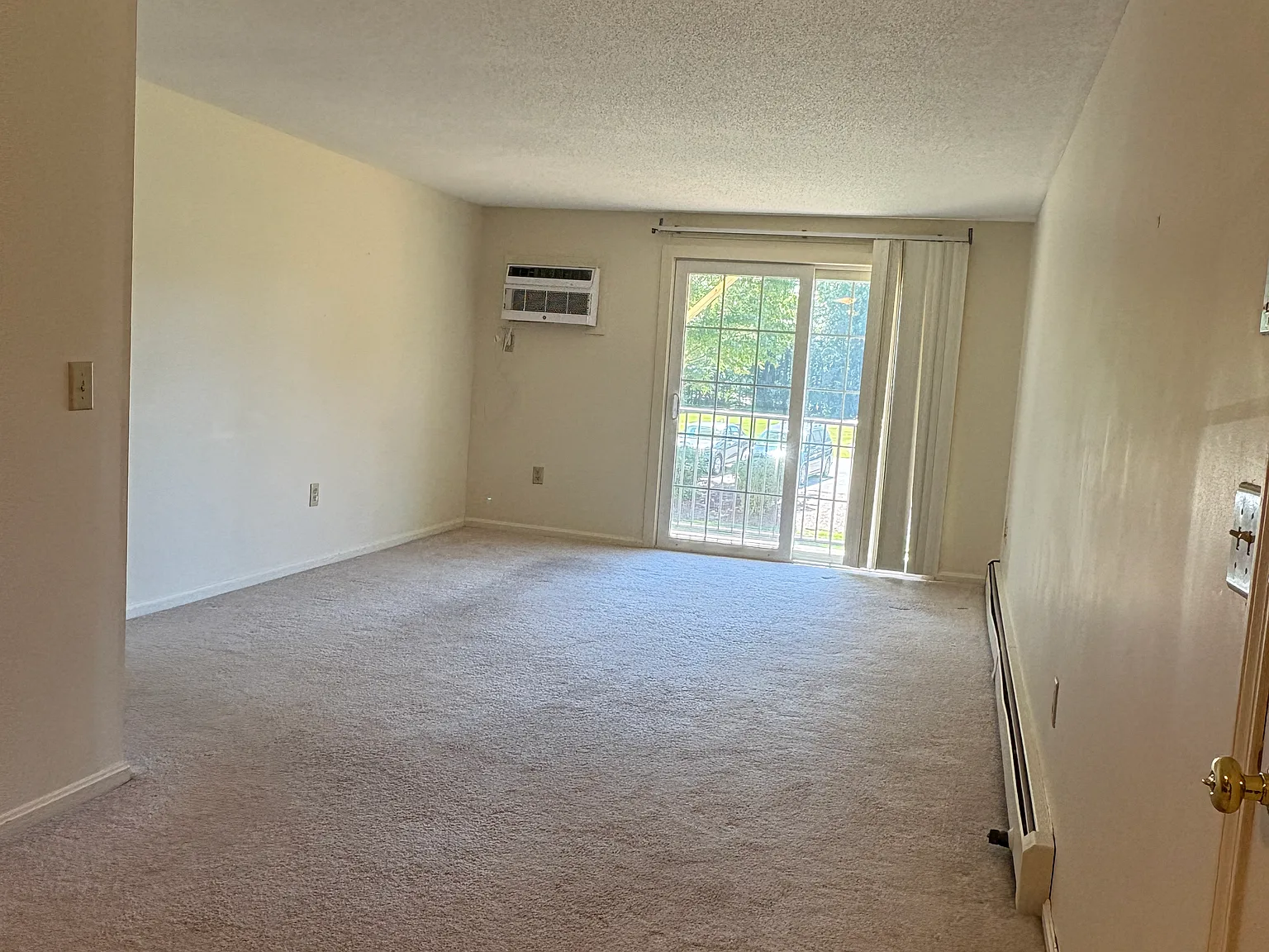 2 bed, 804 sqft, $2,200 — Photo 4