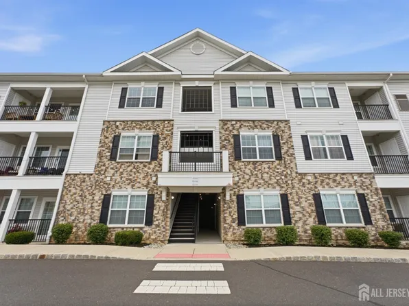 1114 Vanderbergh Blvd, Monroe Township, NJ 08831
