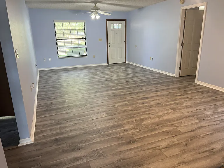 1137 Indiana Ave — Photo 5