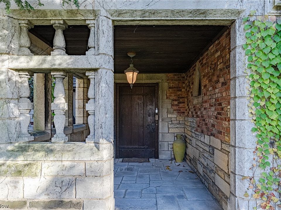 2955 Glengary Rd, Shaker Heights, OH 44120 Zillow