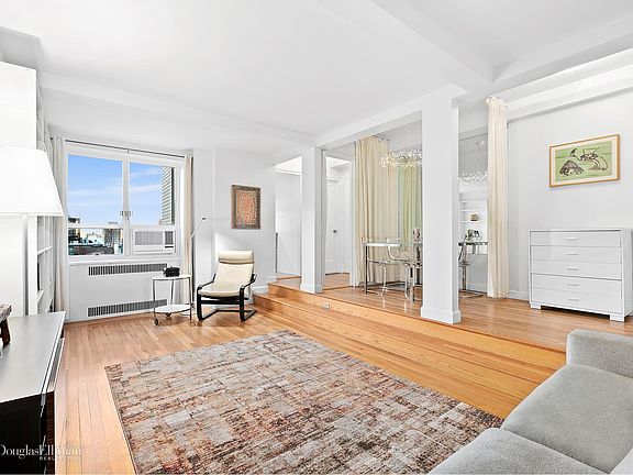 2nd image of 200 W 20th St APT 1214