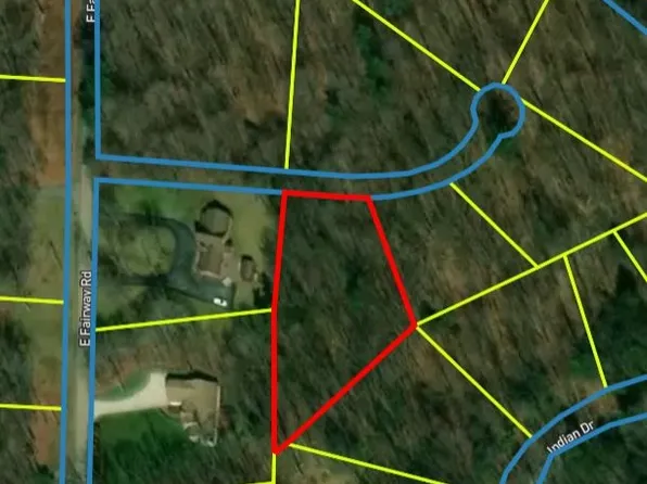 340 E Fairway Rd, Central City, PA 15926