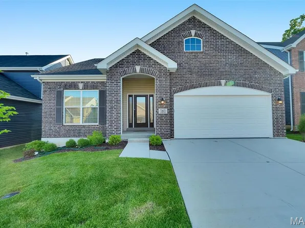 161 Majestic Dr, Valley Park, MO 63088
