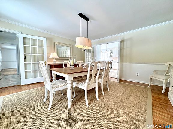 4th image of 17 Tall Oaks Road