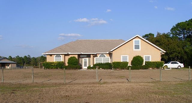 1st image of 665 Hammett Ln