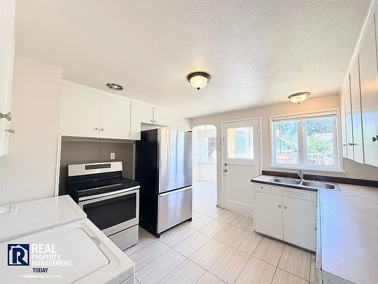 5419 S Birmingham St — Photo 3