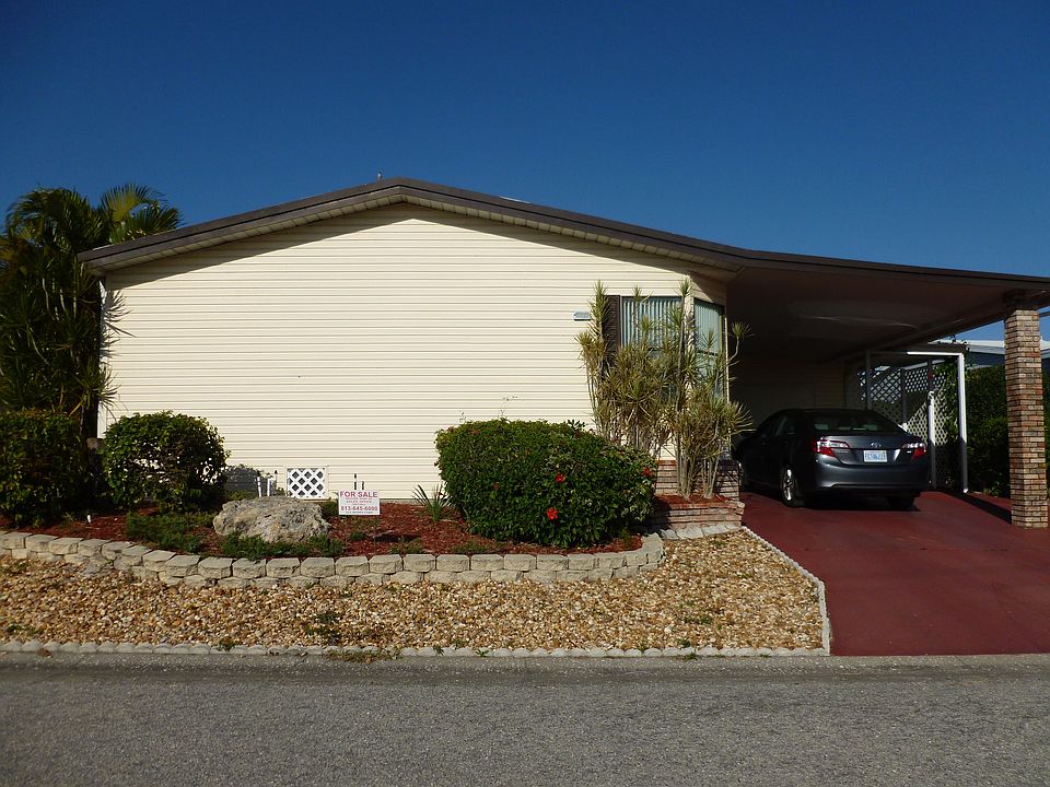 1st image of 2137 Bayou Dr S