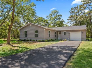 1 Ricky Rd, Manorville, NY 11949