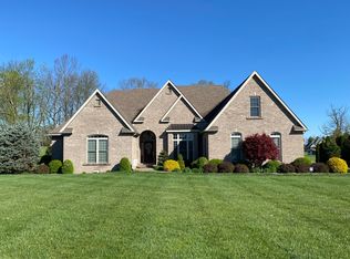 320 Fox Chase Ct, Mount Sterling, KY 40353