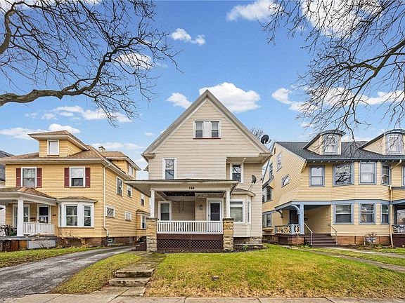 2nd image of 164 Laburnam Cres