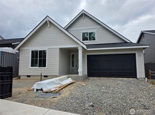 Three Cedars, Puyallup, WA 98371