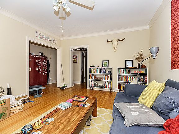 3rd image of 3838 W Eddy St