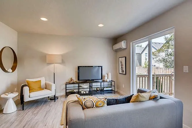 Cameo Townhomes — Photo 7