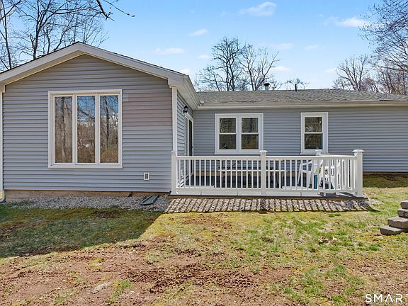 5th image of 2415 Shepard Avenue #23