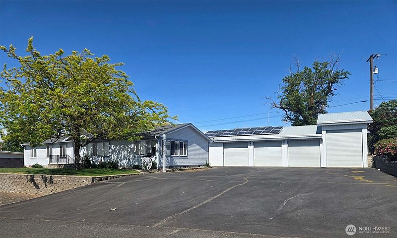 2nd image of 508 W 5th Avenue
