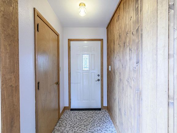 2nd image of 716 5th St S