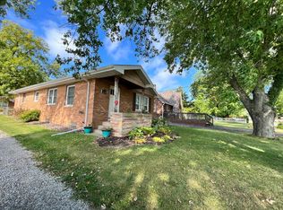 2320 Springfield Rd #1, East Peoria, IL 61611