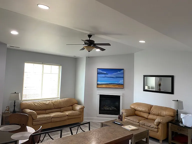 4376 Brookside Ln — Photo 4