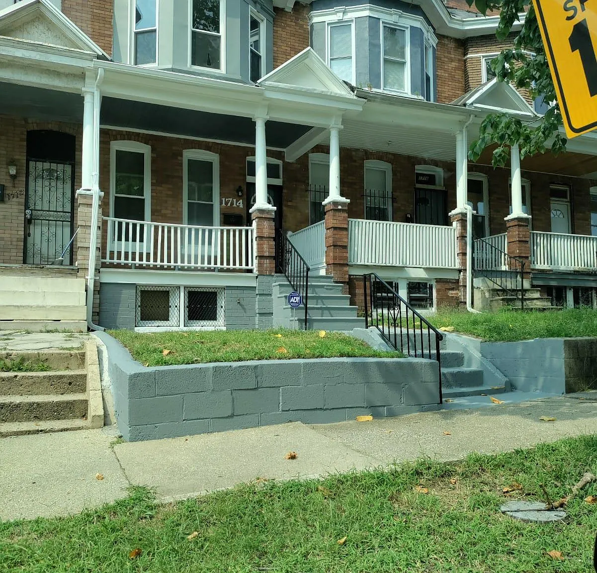 4 bed, 1.5 bath, 1400 sqft, $1,755 — Photo 1