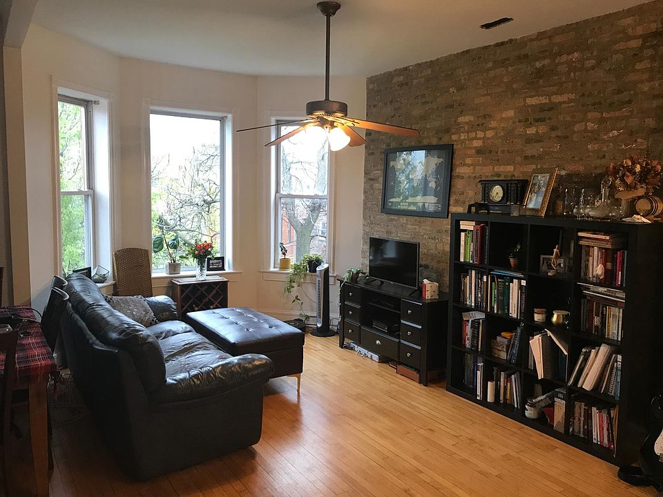 1st image of 2142 W Walton St #3