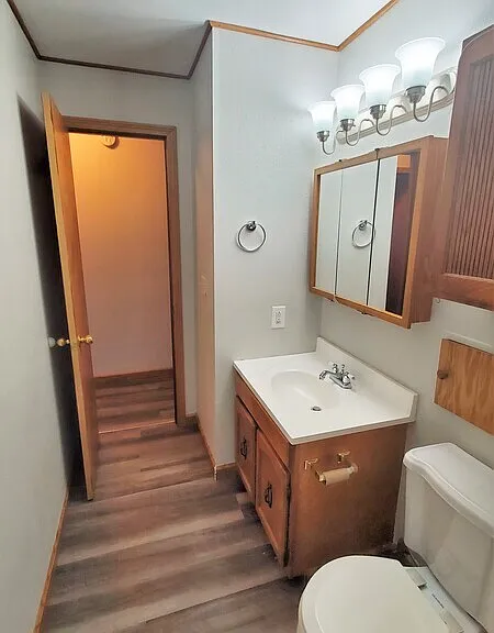 6235 Langdon Ave SW — Photo 20