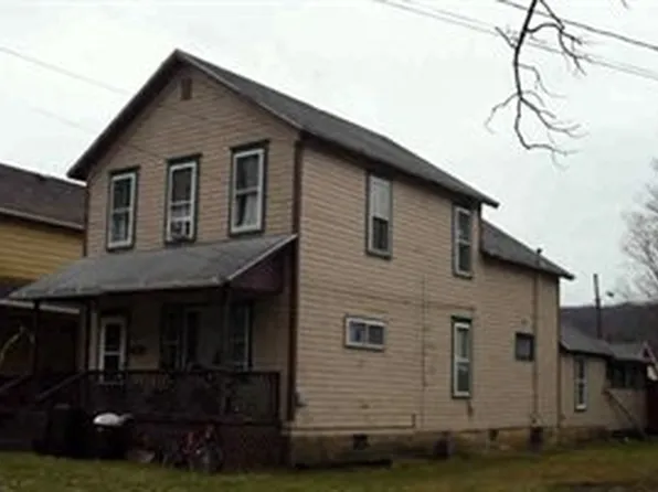 431 S Drake St, Titusville, PA 16354