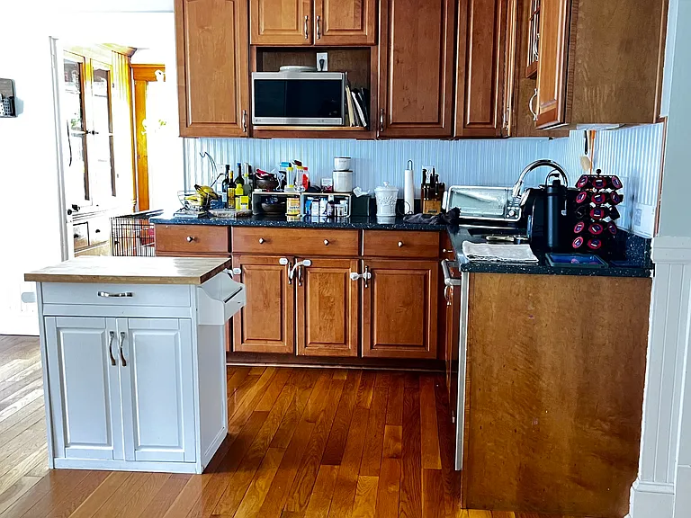56 Alden St — Photo 19