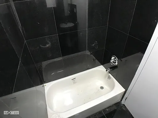 Rented by Citi Habitats | media 15