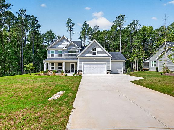 2nd image of 304 Artic Cir