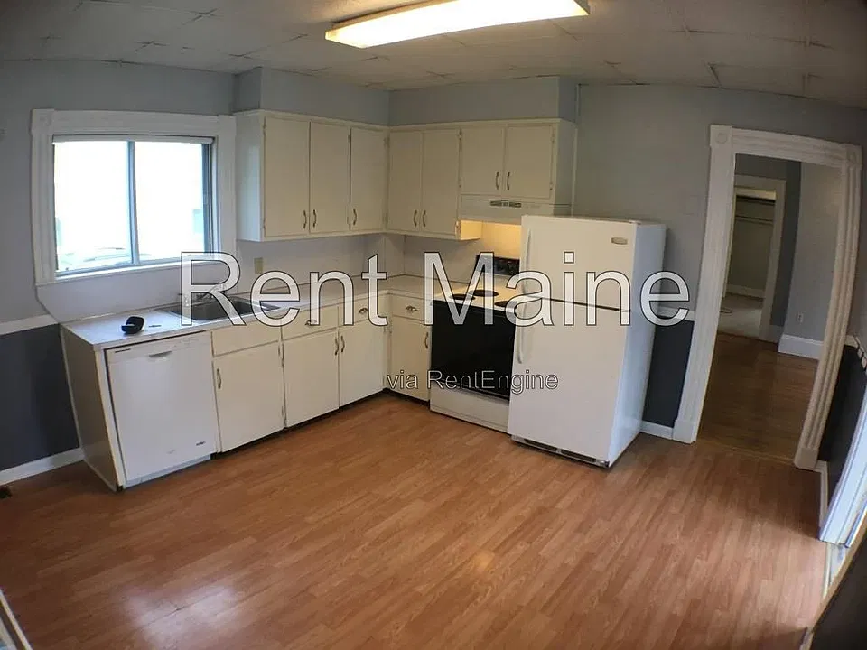 192 Forest Ave #1