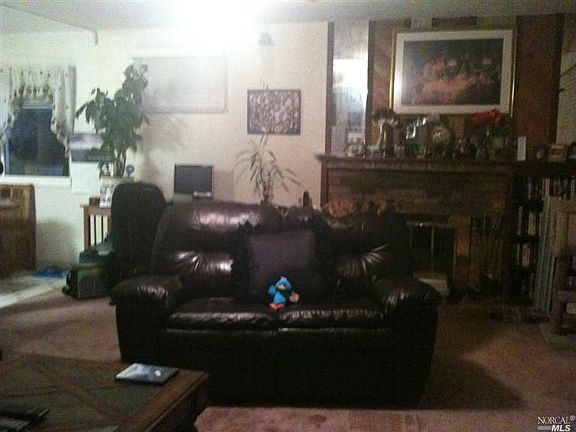 3rd image of 244 Bowline Dr