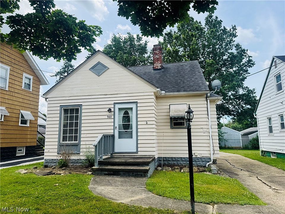 1st image of 960 Jason Ave