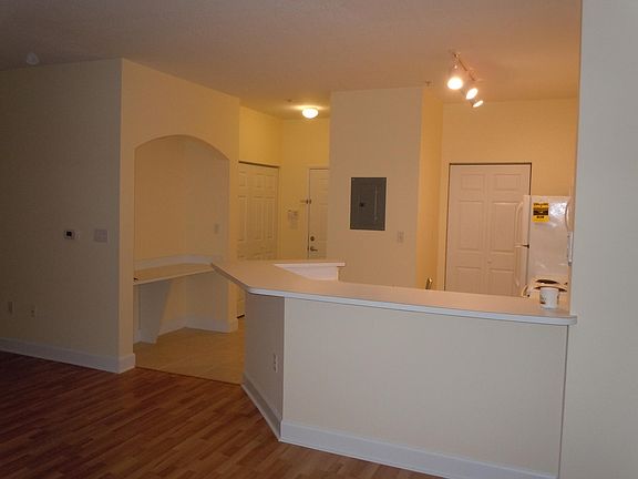 3rd image of 540 Florida Club Blvd APT 107