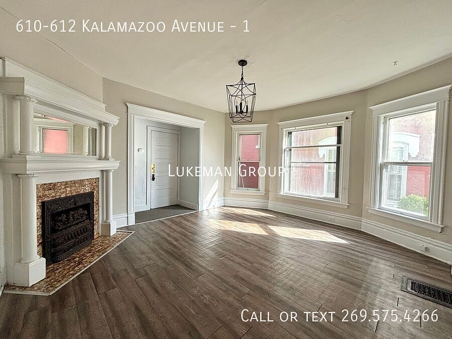 1st image of 610-612 E Kalamazoo Ave #1