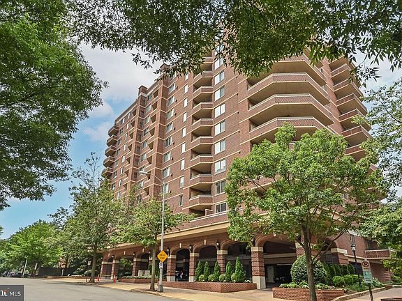 2nd image of 1276 N Wayne St APT 1125