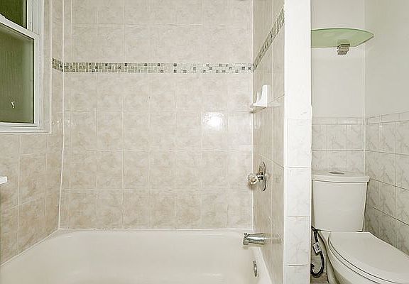 4th image of 1317 Teller Ave APT 1