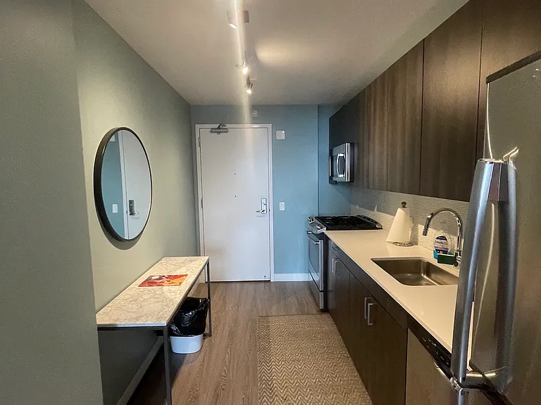 1355 N Sandburg Ter #1801D — Photo 3
