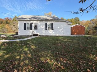 828 N Broad Street Ext, Grove City, PA 16127