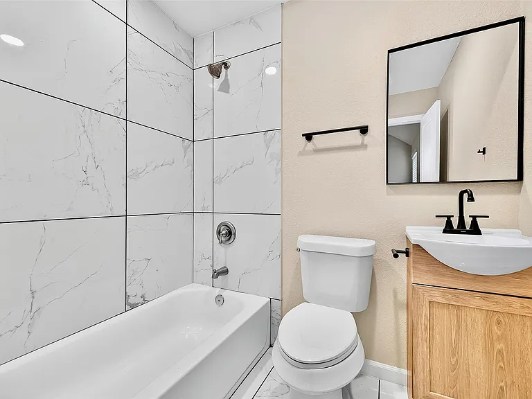 3515 Big Hickory Ct — Photo 38