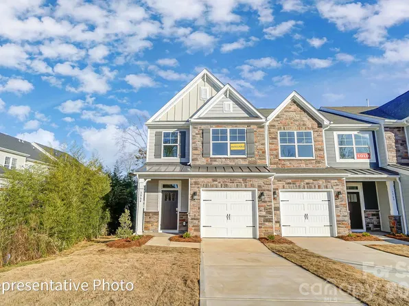 4332 Black Ct, Harrisburg, NC 28075
