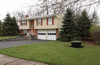 1st image of 4484 Bridlewood Ln
