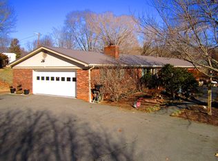 124 Warren Wilson Rd, Swannanoa, NC 28778