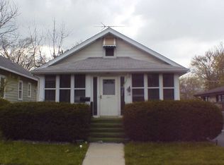 1032 Palmer Pl, Waukegan, IL 60085