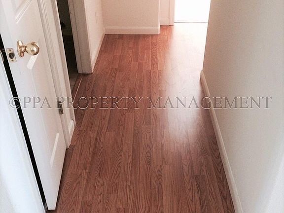 5th image of 1674 Gloria Cir