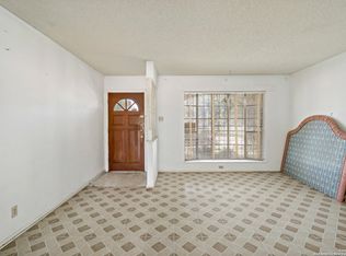 6610 Cloverbend St, Leon Valley, TX 78238