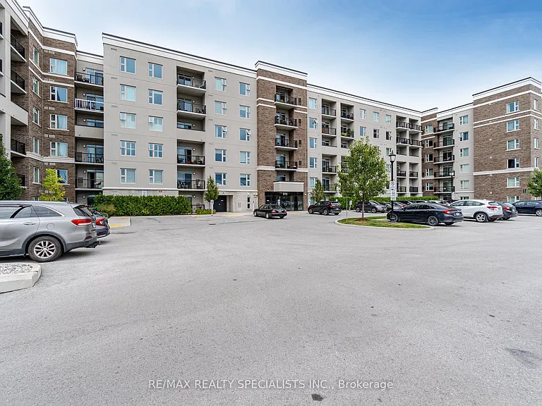 610 Farmstead Dr #315 — Photo 24