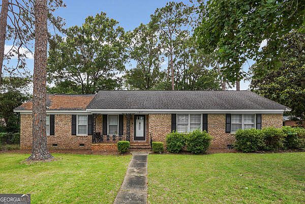 1st image of 1817 Green Valley Ln