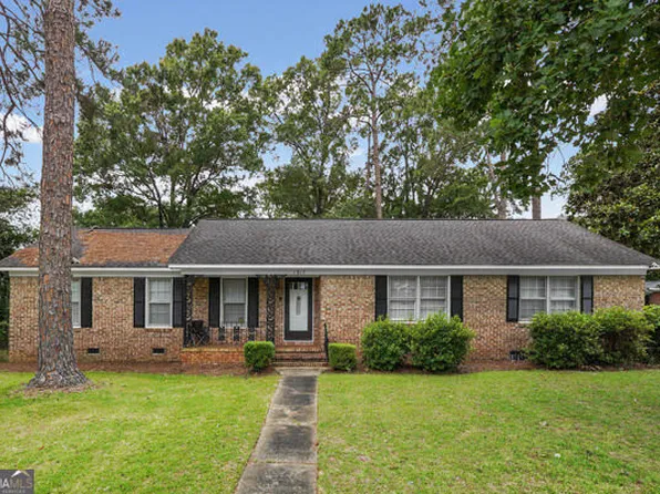 1817 Green Valley Ln, Albany, GA 31707