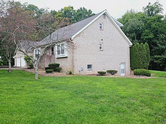 5th image of 914 Parkview Dr